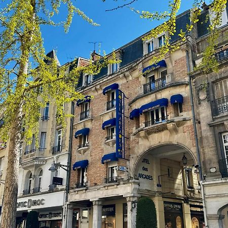 Hotel Des Arcades Реймс Экстерьер фото
